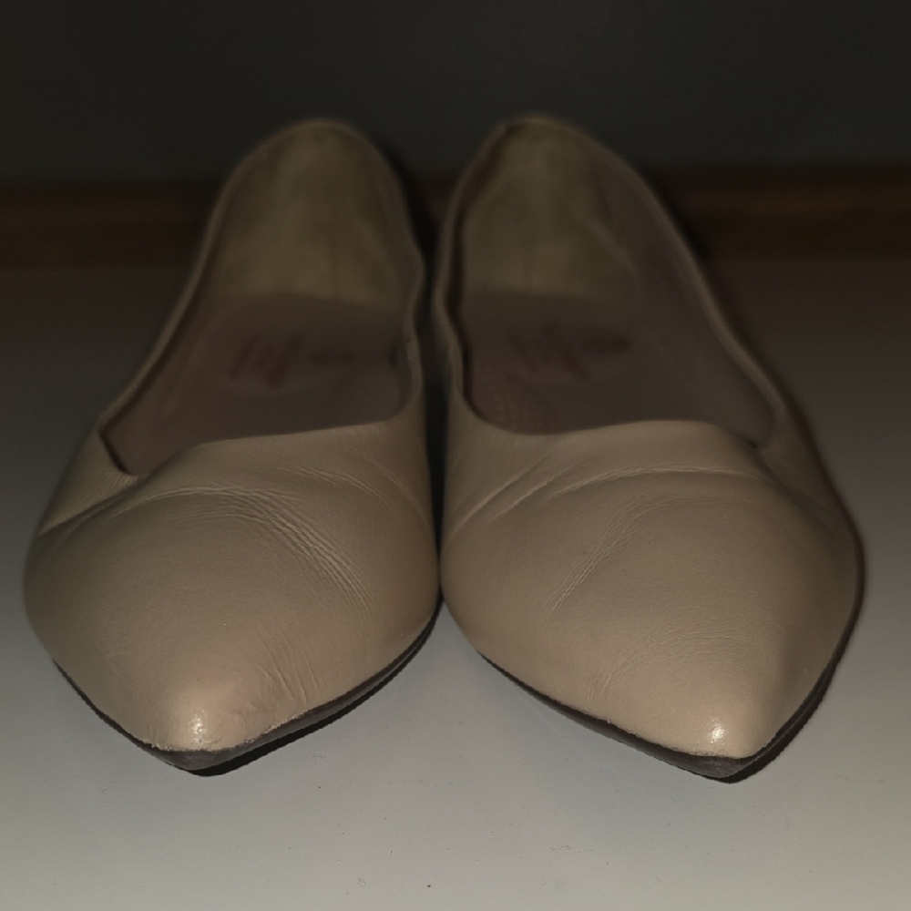 Handcrafted In Brazil Marc Joseph Beige Leather Flats - Picture 3 of 6